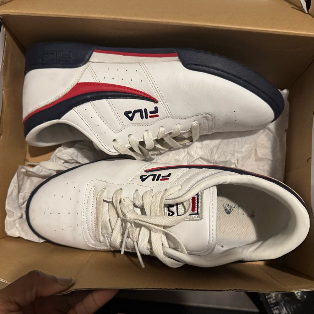 Fila Men's White Sneakers with Navy and Red Accents